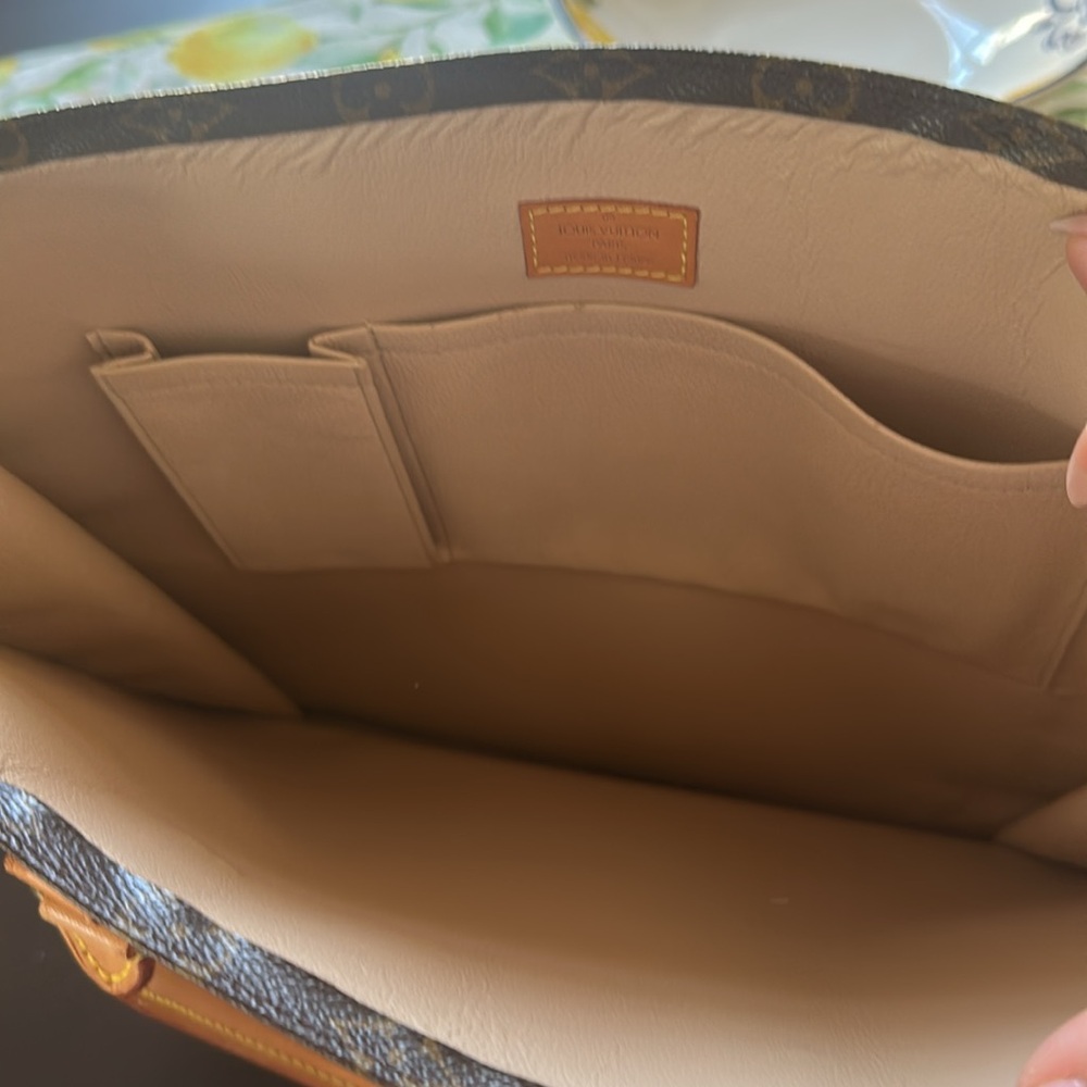 Louis Vuitton Classic Brown Monogram Tote - Picture 5 of 15